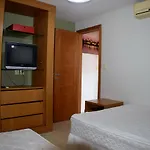 Flats Em Ponta Negra, 1 E 2 Qtos