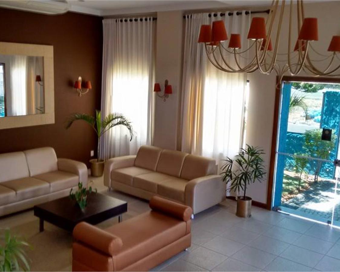 Flats Em Ponta Negra, 1 E 2 Qtos